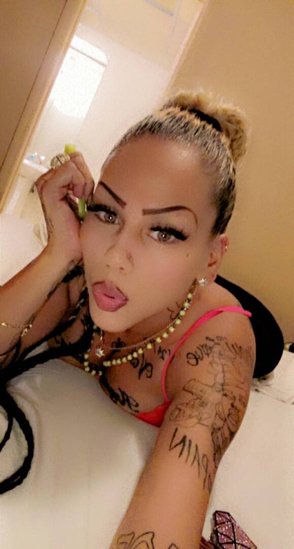Juicyyy - Independent Female Miami Escort