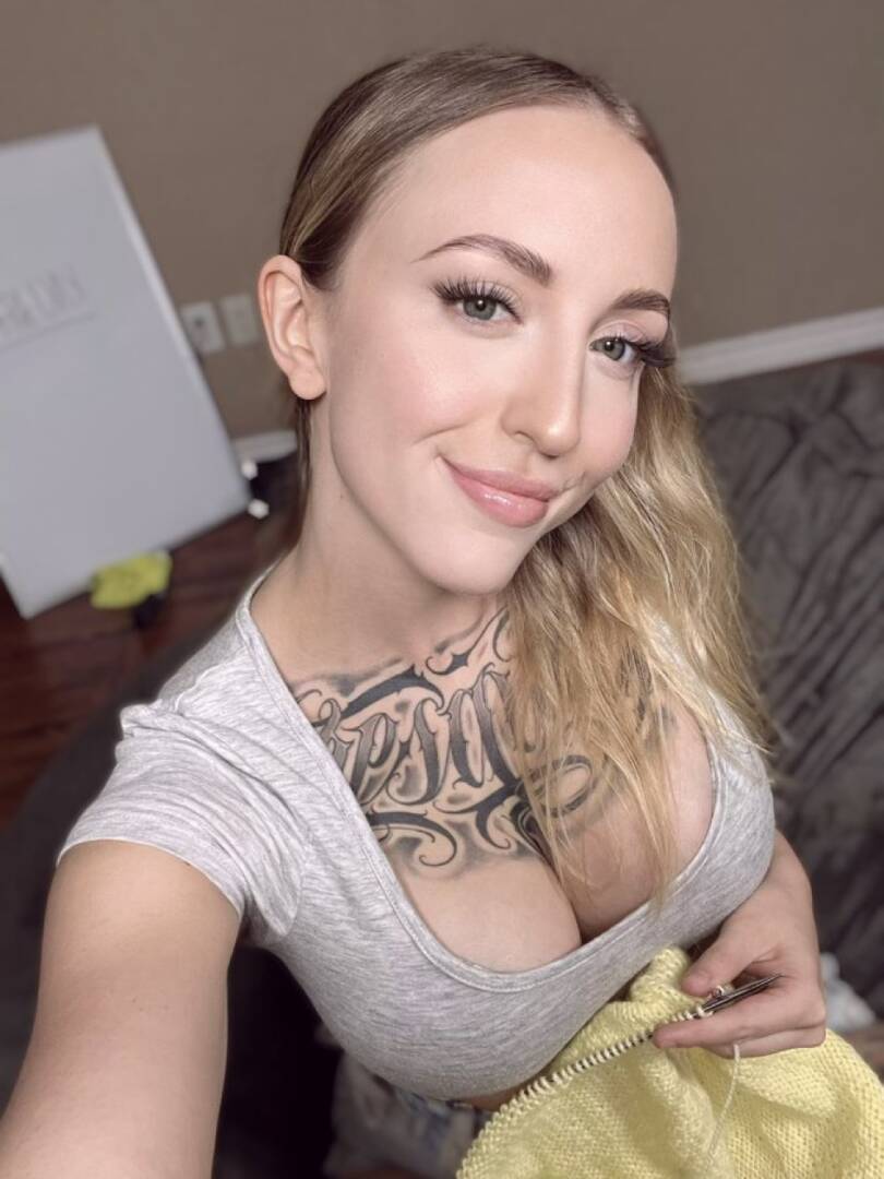 Marie - Independent Female Sarasota Escort