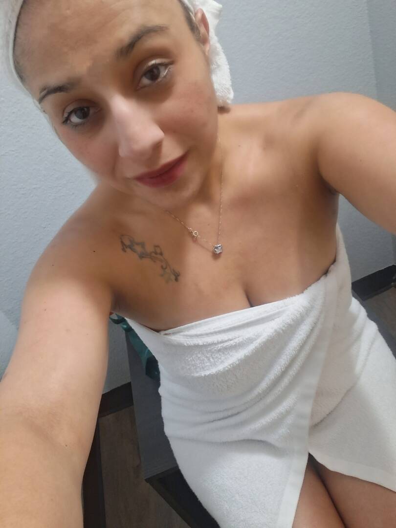 Genesa - Independent Female Reno Escort