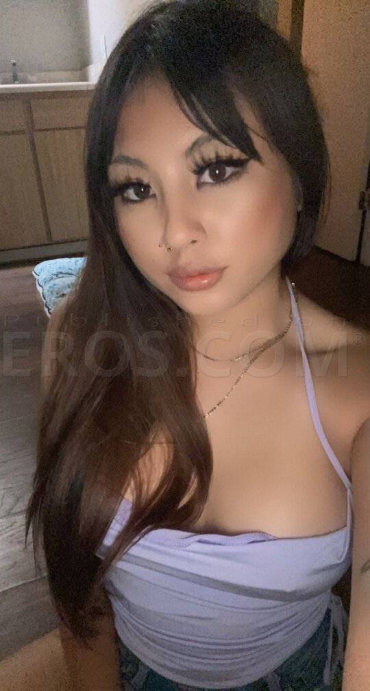 Juniper - Independent Female Seattle Escort