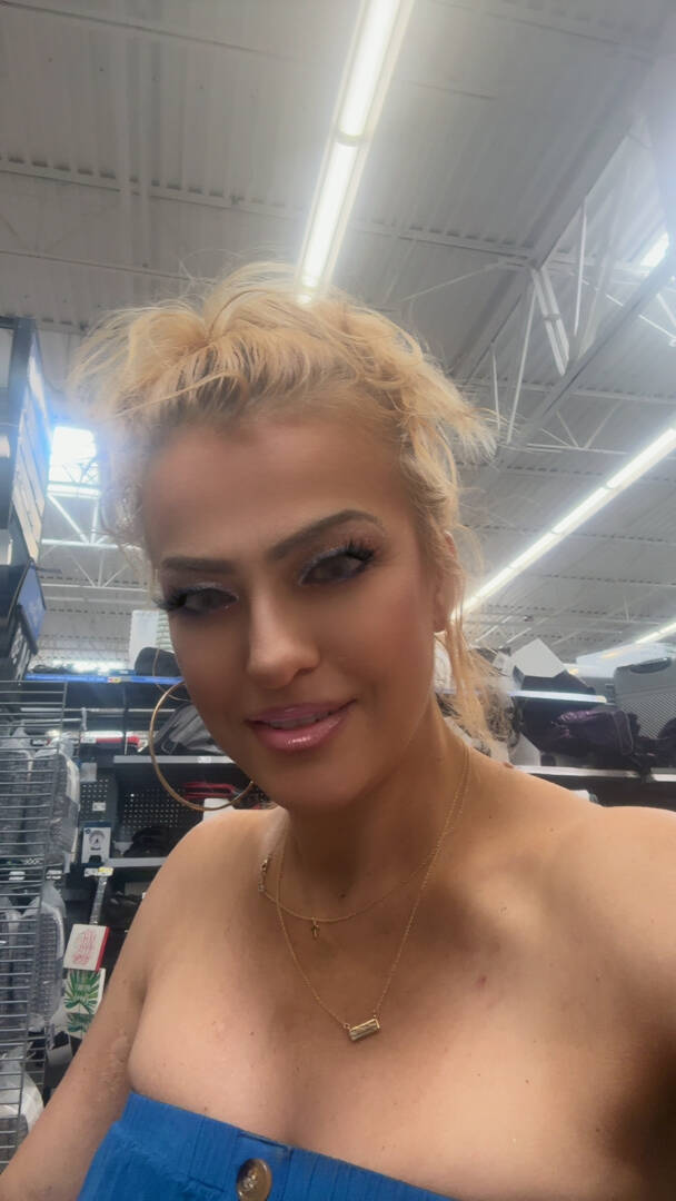 Angel - Independent Female  Phoenix Escort