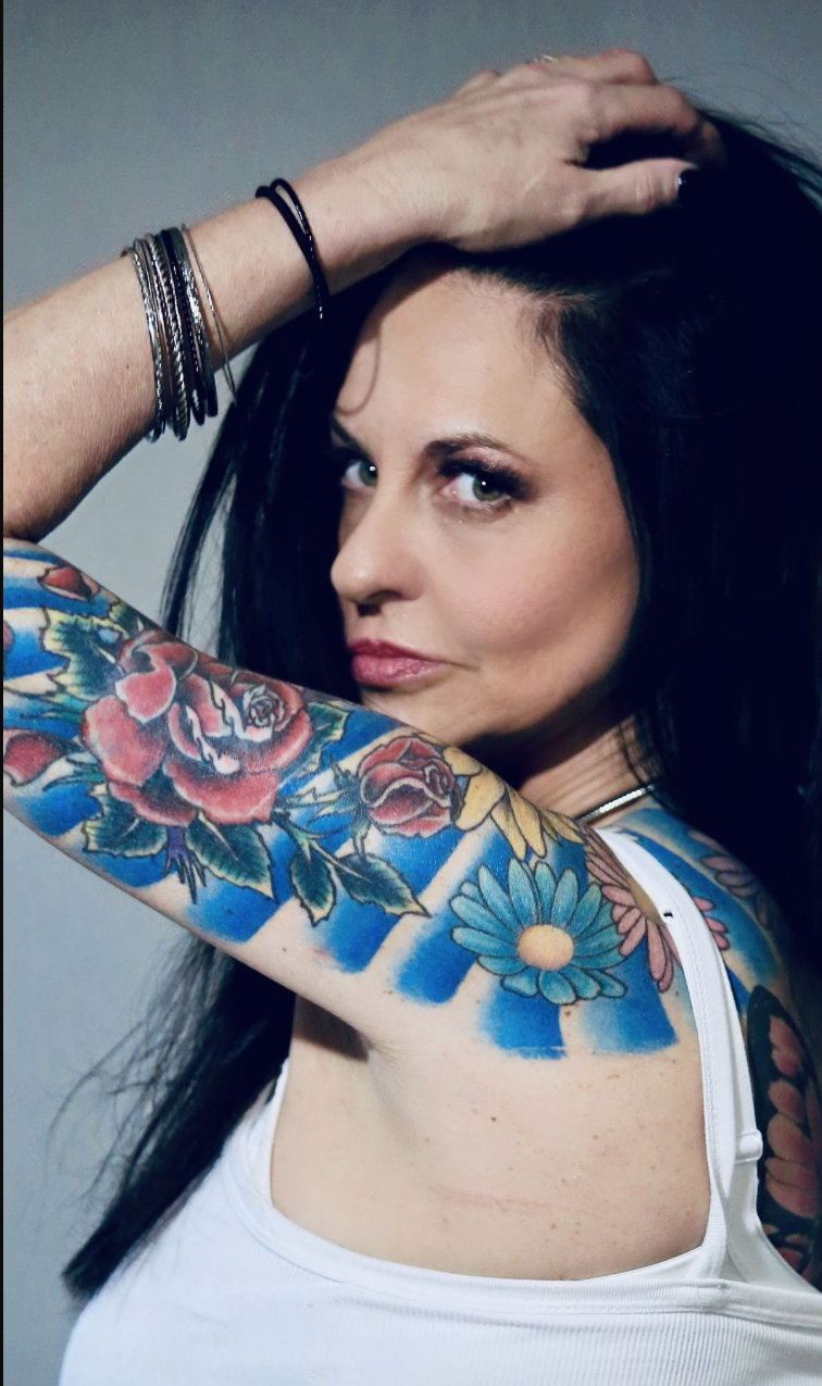 Molly - Independent Female  Minneapolis Escort