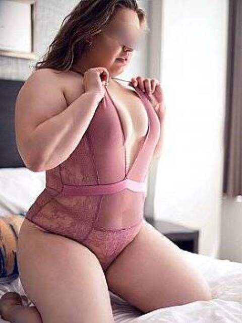 Escorts Erica_St_James