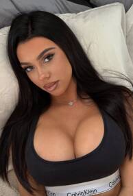 Escorts Curvy Aubrey