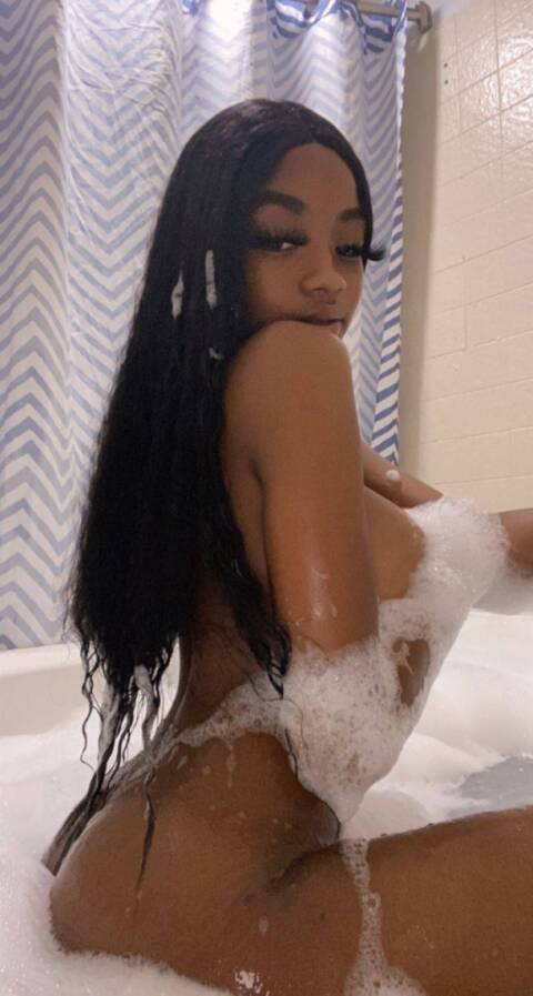 Escorts Aaliyah Love