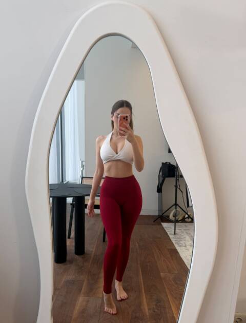 Escorts Abbey