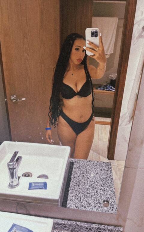 Escorts Tays