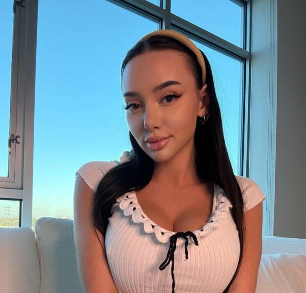 Escorts ally