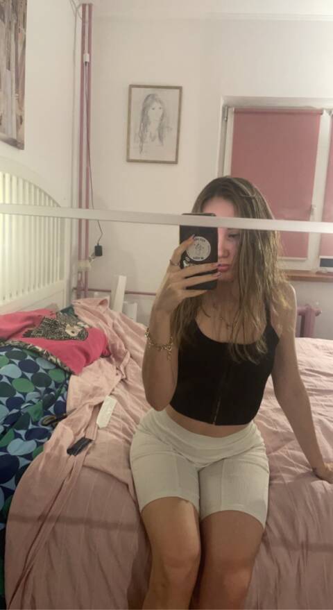 Escorts Christy