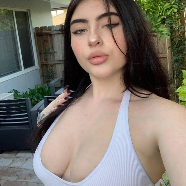 Escorts Available for hookup Serious inquiries only