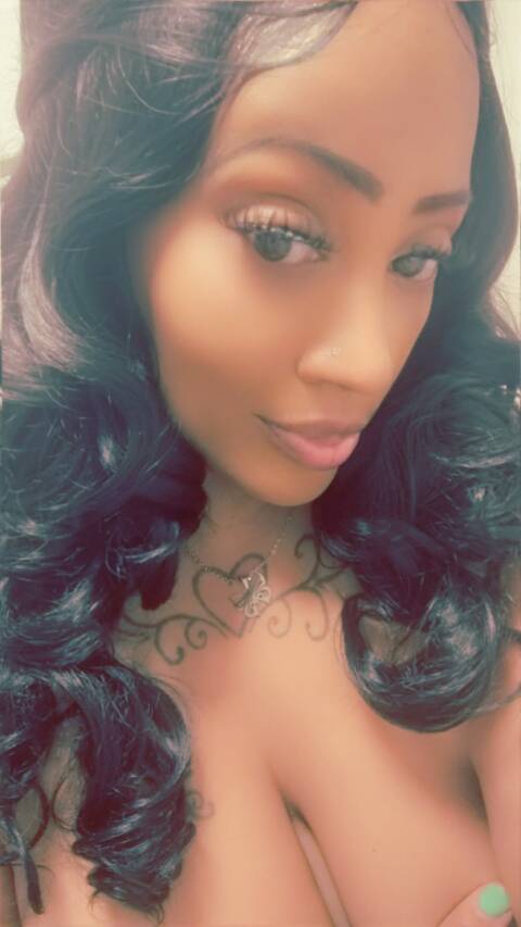 Escorts Karmella ( Candi )