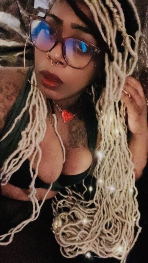 Escorts Curvy licious