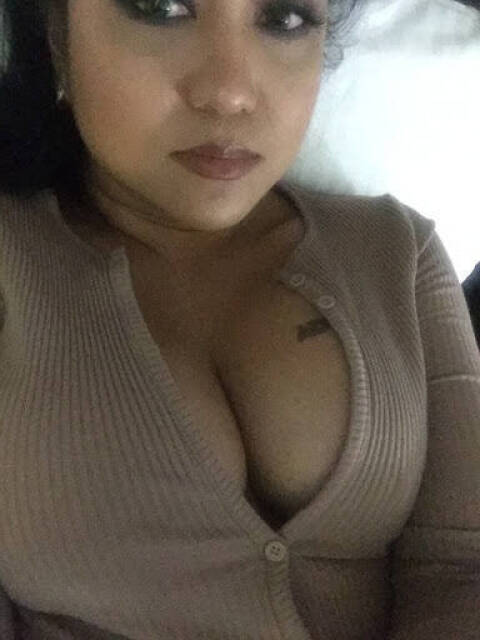 Escorts Julie