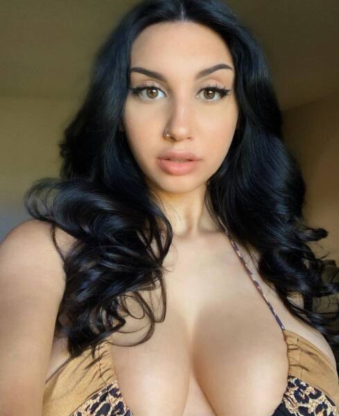 Escorts Asha