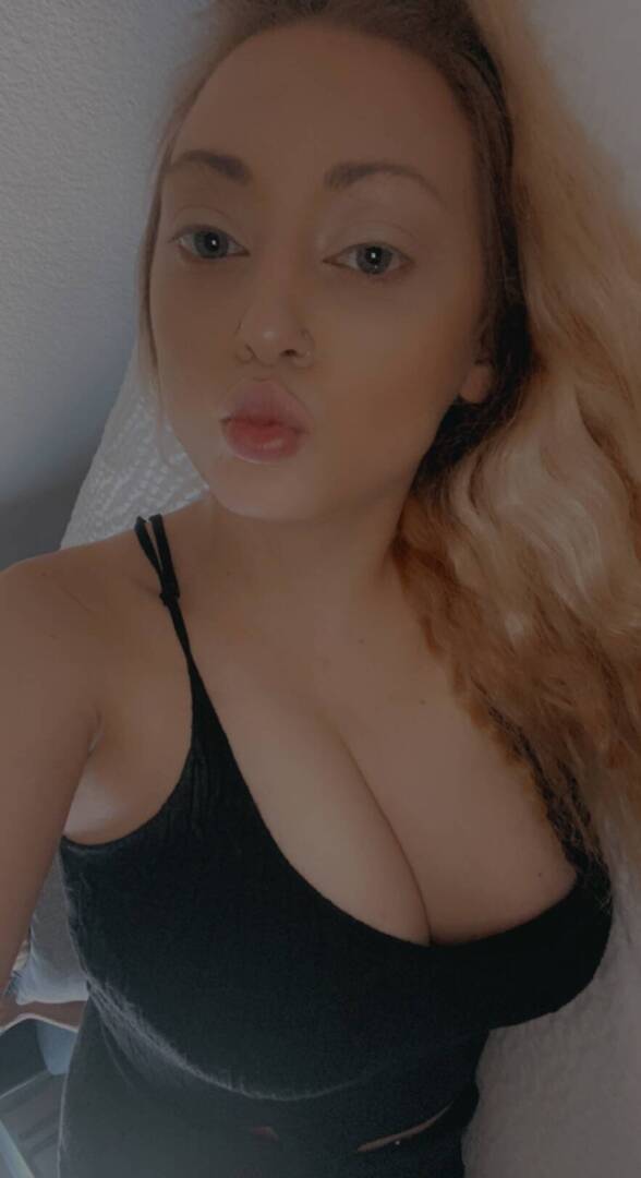 Layla Loves - Independent Female dallas Escort