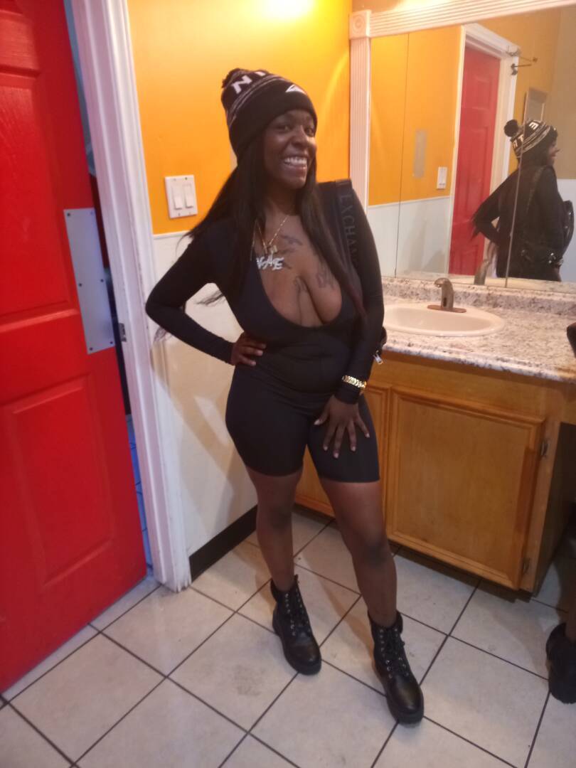 Miss Divine - Independent Female Houston Escort