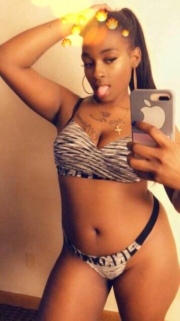 Janise - Independent Female Riverside Escort