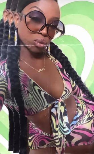 Mia Bee - Independent Female Miami Escort