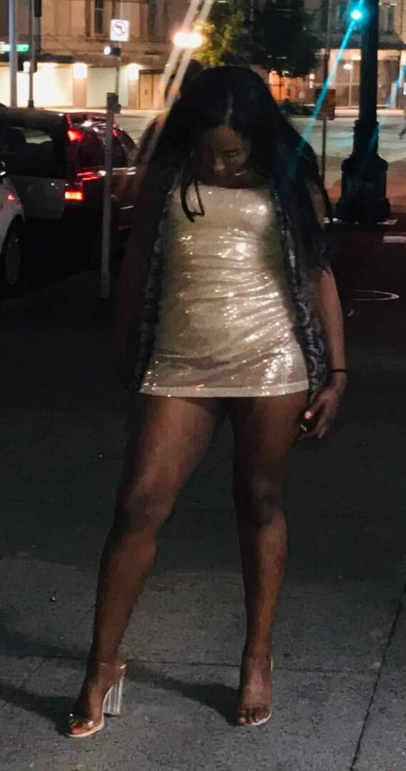 Elizabeth - Independent Female Seattle Escort