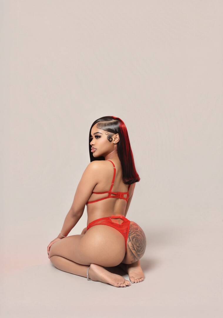 Arabella - Independent Female Houston Escort