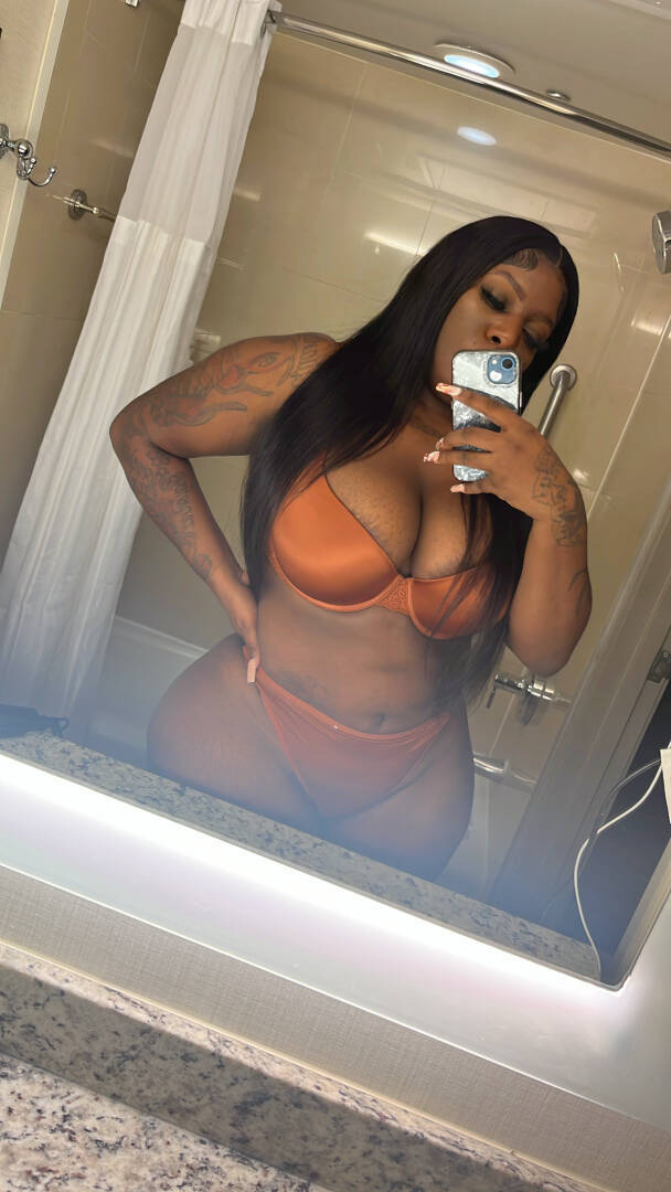 Yara - Independent Female Houston Escort