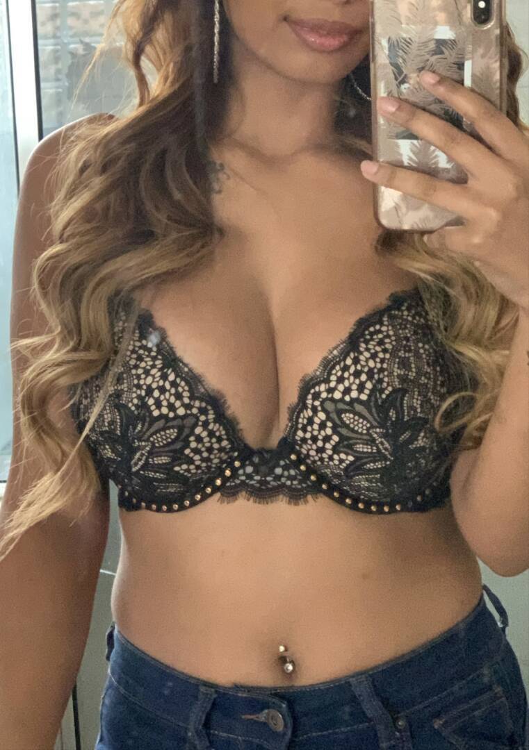 Delilah - Independent Female New Orleans Escort