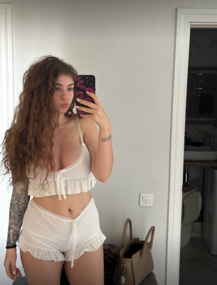Angel - Independent Female Nashville Escort