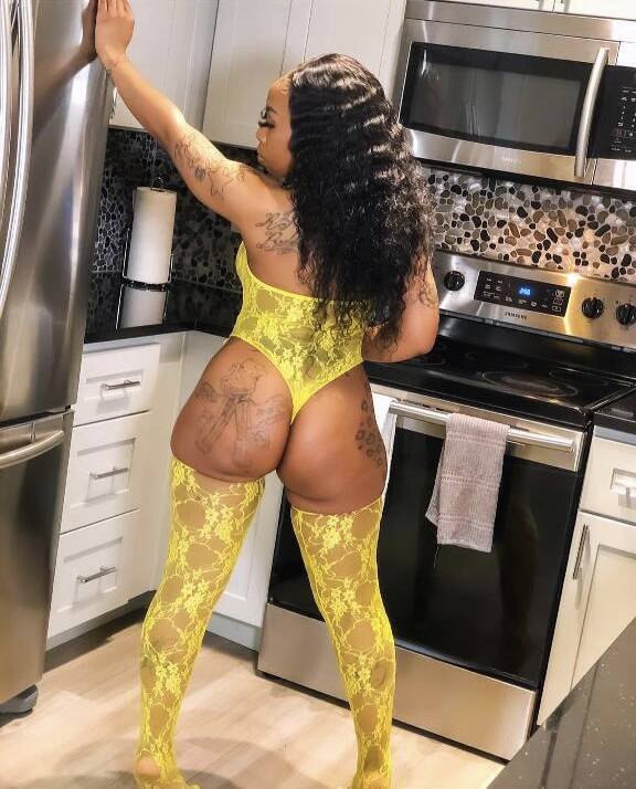 Rumi - Independent Female Houston Escort