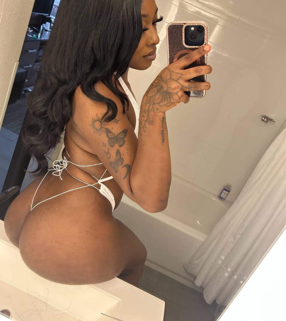 sky - Independent Female Oakland Escort