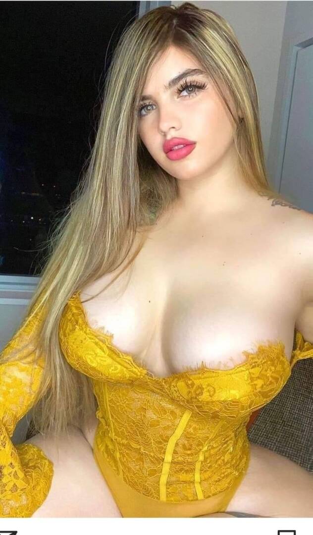 Adrian - Independent Female Orange County Escort