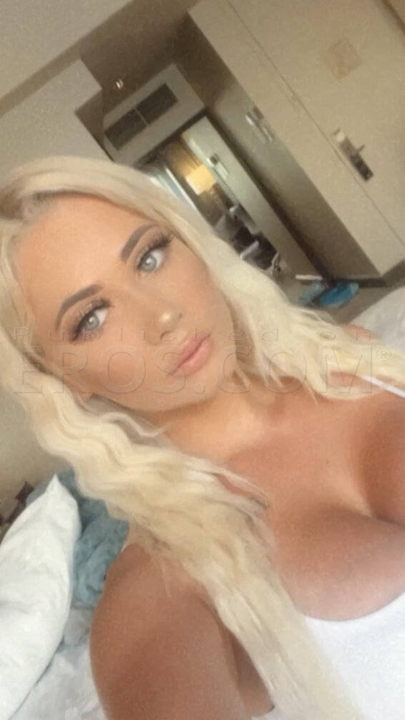 Emily - Independent Female Las Vegas Escort