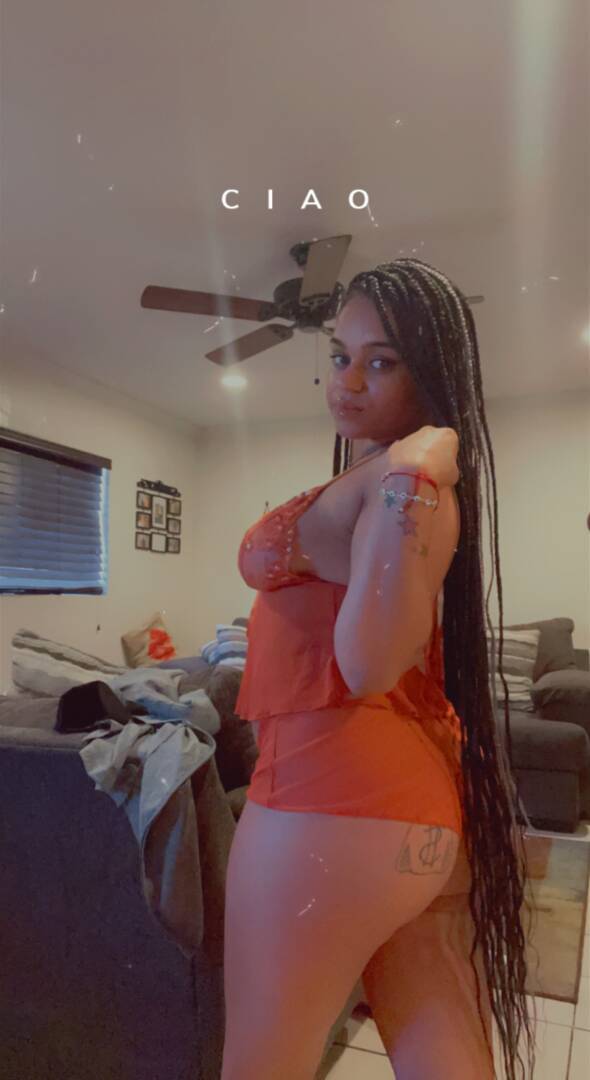 Angie - Independent Female San Diego Escort