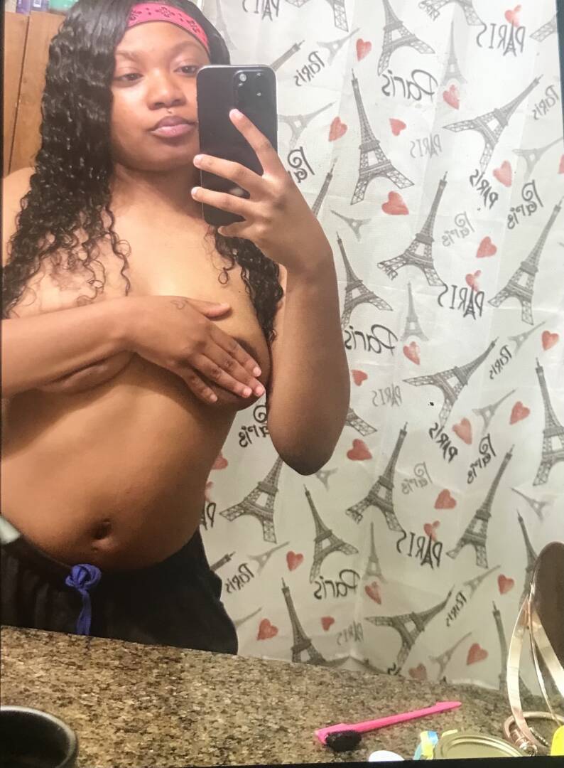 Diamond - Independent Female Nashville Escort