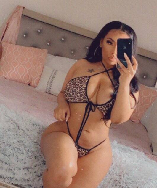 Nicole - Independent Female Riverside Escort