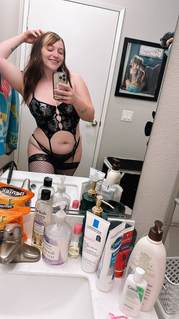 Lily - Independent Female Los Angeles Escort