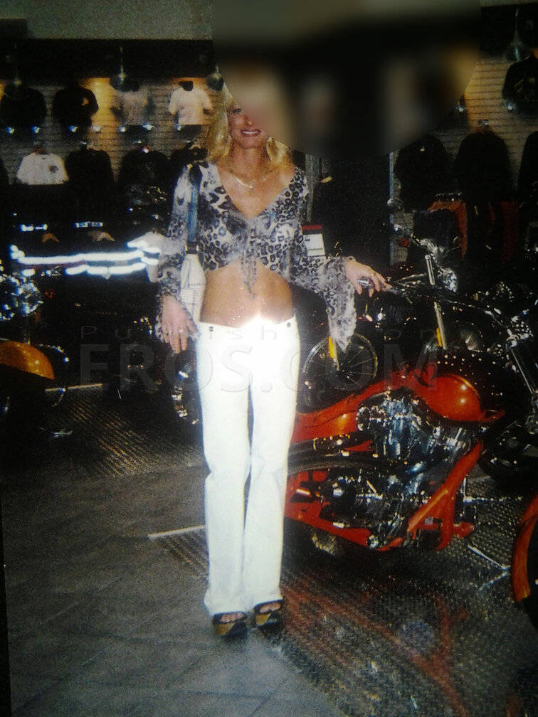 Chloe - Independent Female Miami Escort