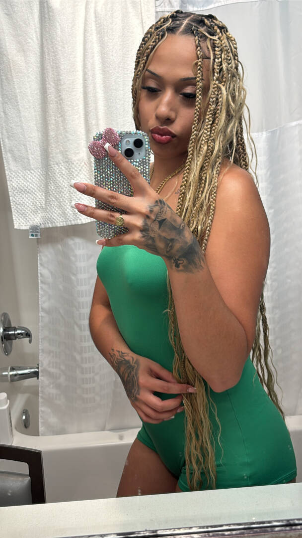 Morena - Independent Female Phoenix Escort