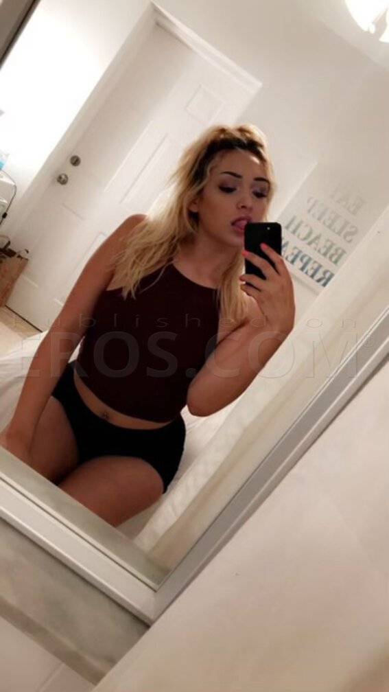 Delanie - Independent Female Miami Escort