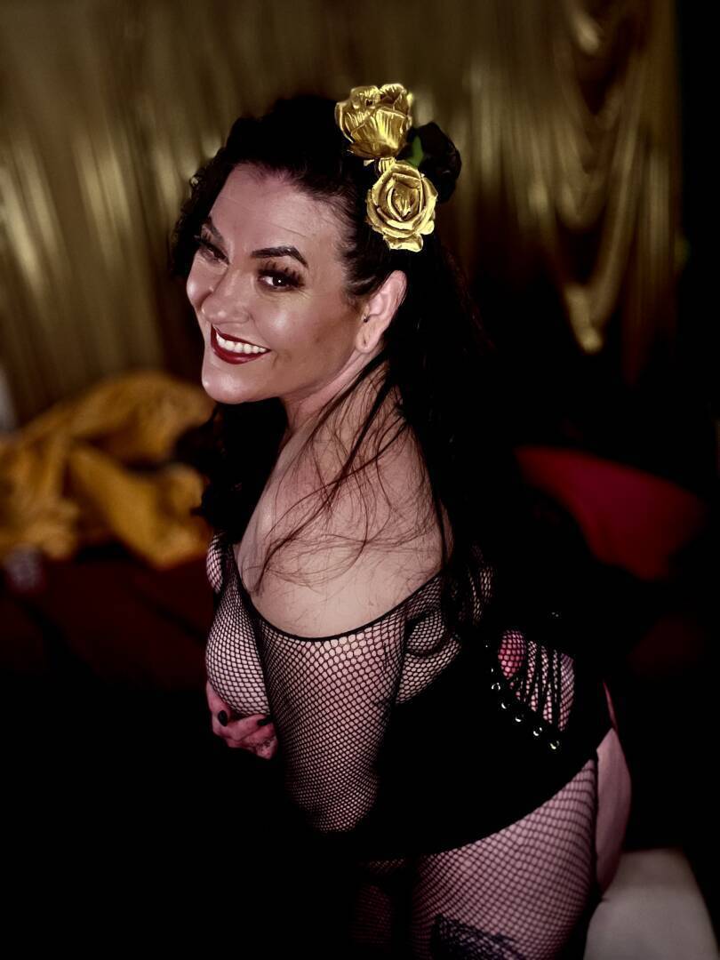 Natural Beauty - Independent Female San Diego Escort