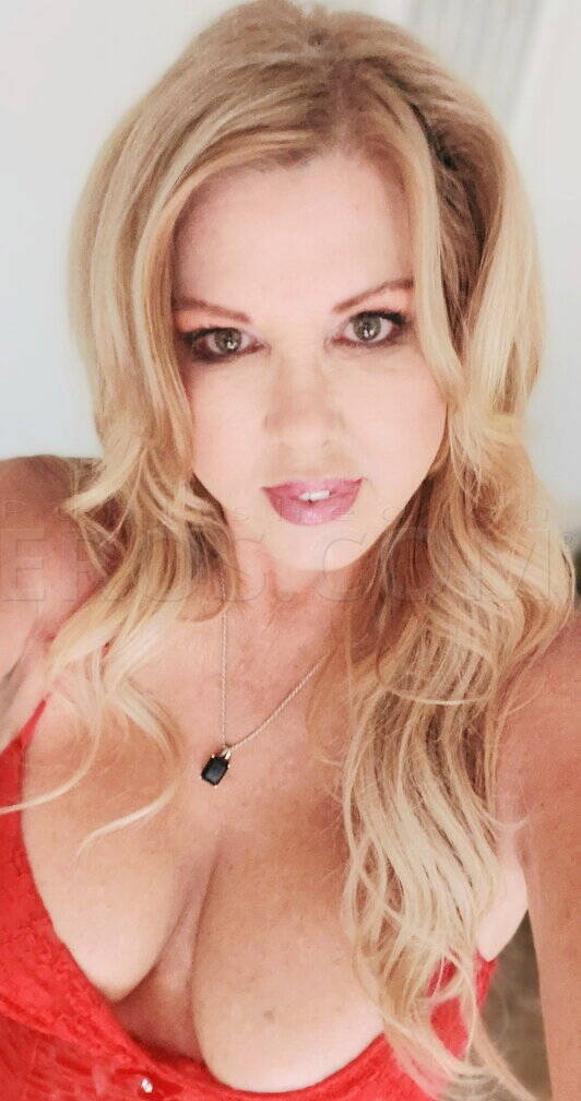 Leila Belmont - Independent Female Los Angeles Escort