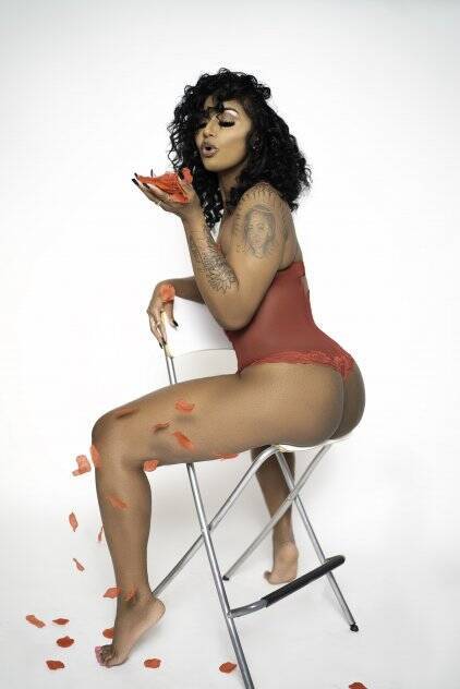 Riley - Independent Female Oakland Escort