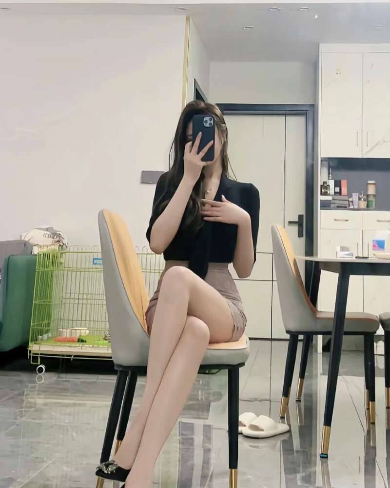 Candy - Independent Female Seattle Escort