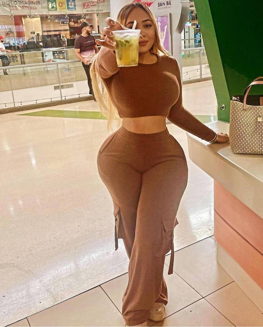 Alexa - Independent Female Los Angeles Escort