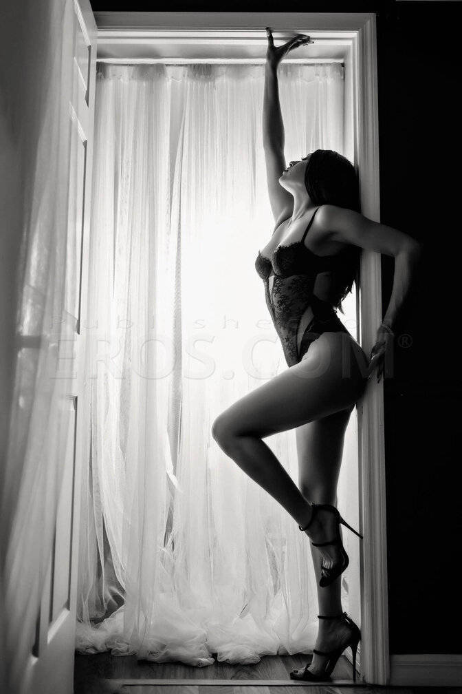 Solina Monroe - Independent Female Tampa Escort