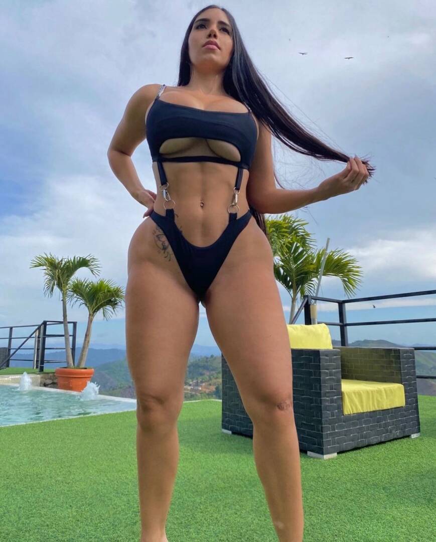 Yanny - Independent Female New York Escort