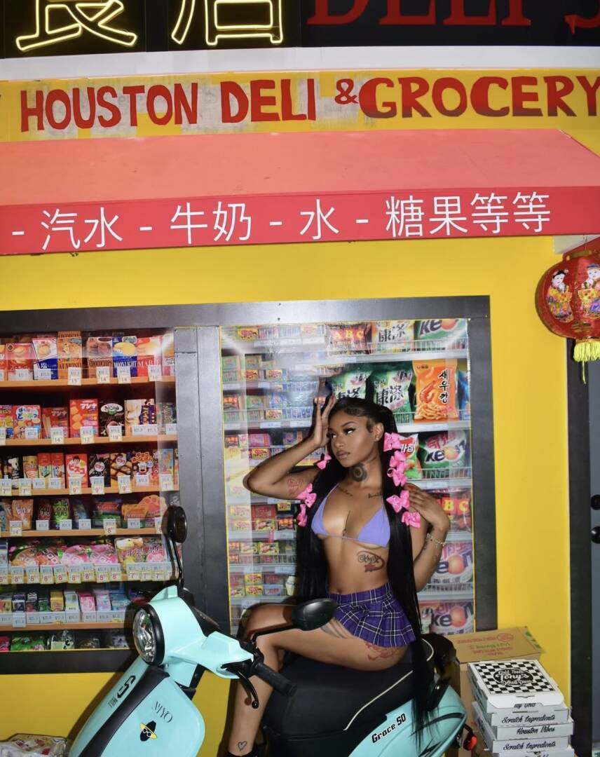 RennieRed - Independent Female Houston Escort