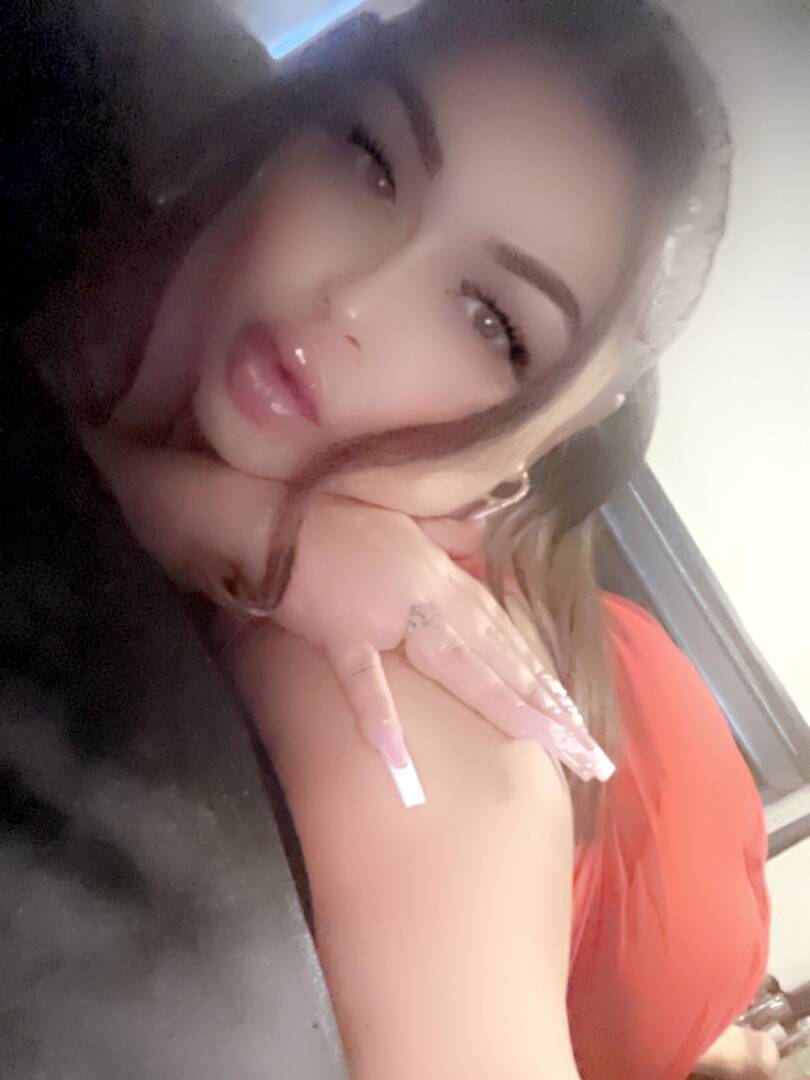 Layla - Independent Female Phoenix Escort