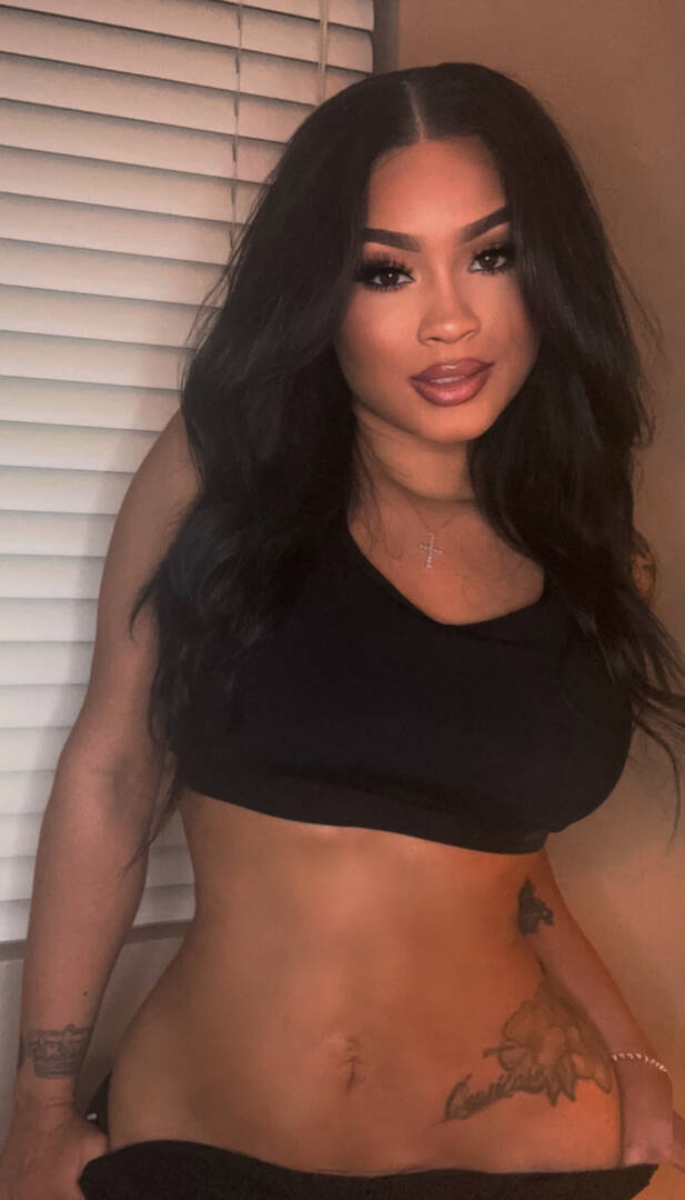 Leila - Independent Female Phoenix Escort