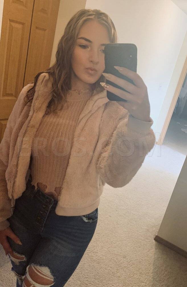 Hotcommoxy - Independent Female Seattle Escort