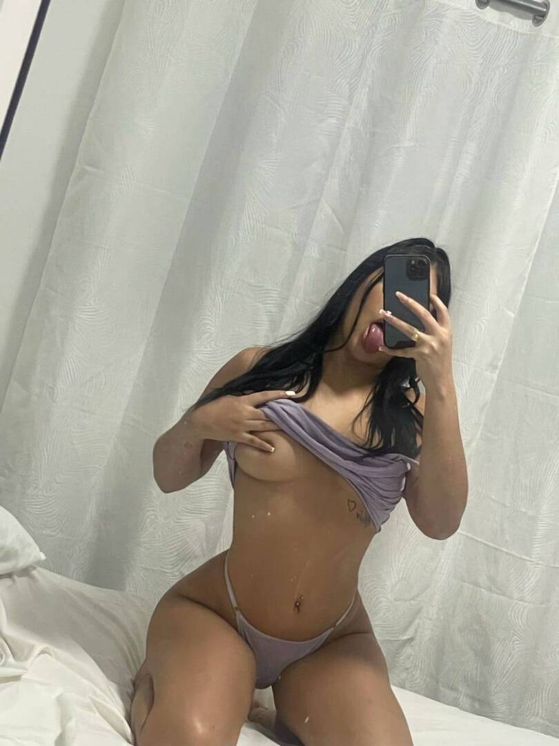 Ana - Independent Female Anchorage Escort